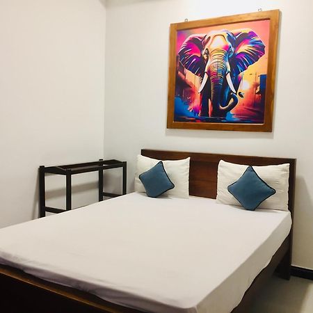 Thisara Guest House Polonnaruwa Exterior foto