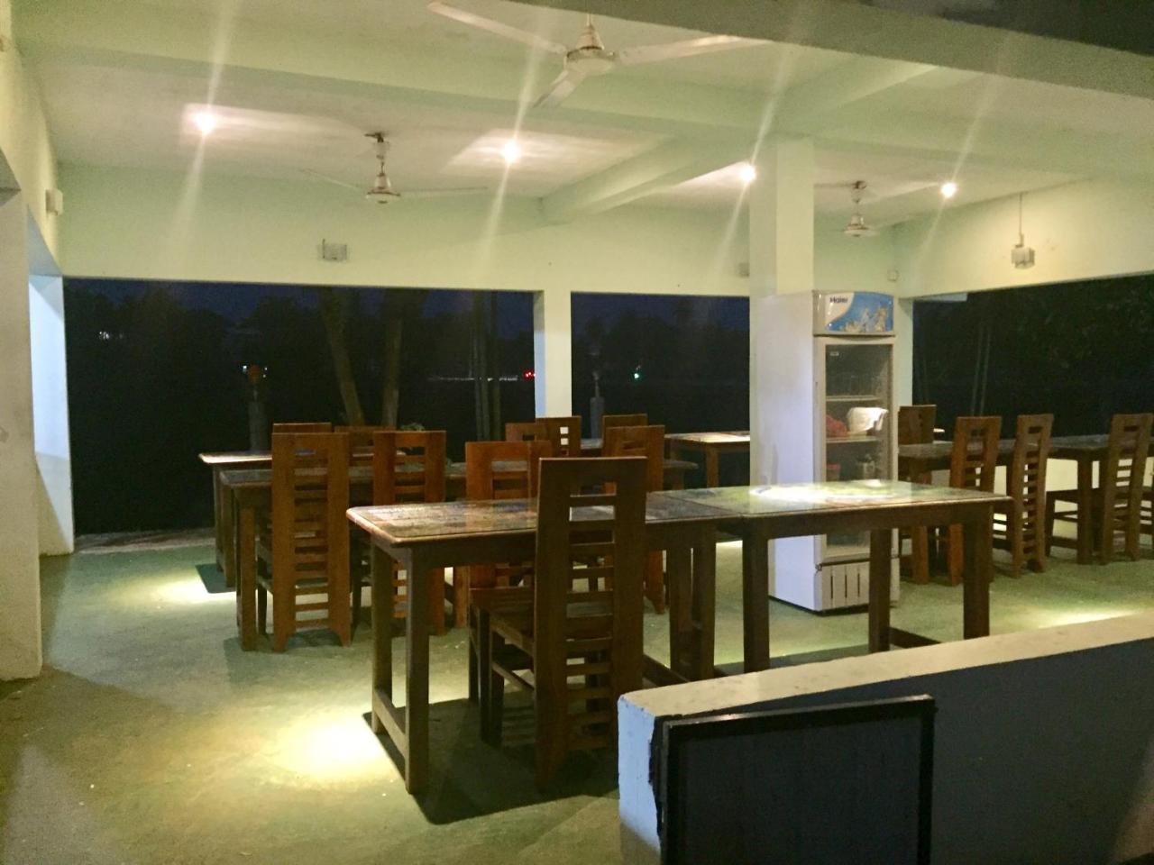 Thisara Guest House Polonnaruwa Exterior foto