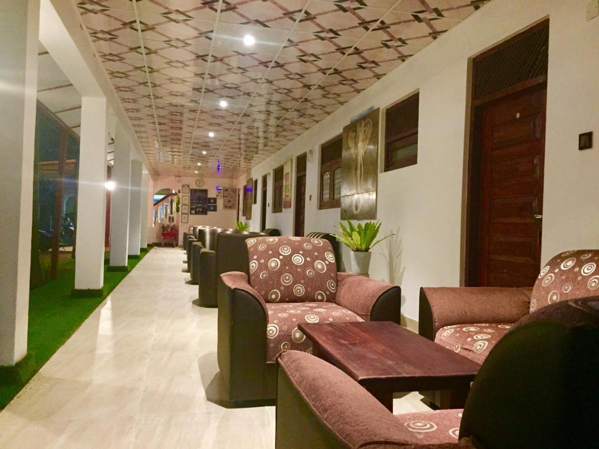 Thisara Guest House Polonnaruwa Exterior foto
